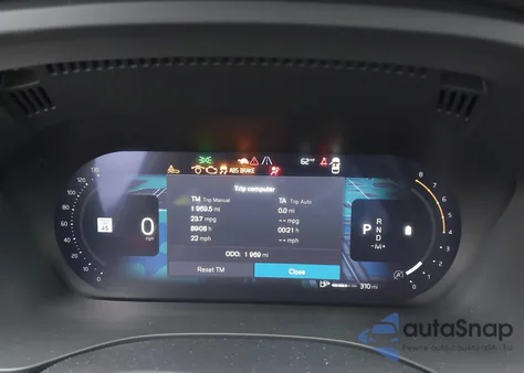 2026 Volvo Xc60 B5 Plus из США, поврежденный, VIN YV4M12RC0T1367614